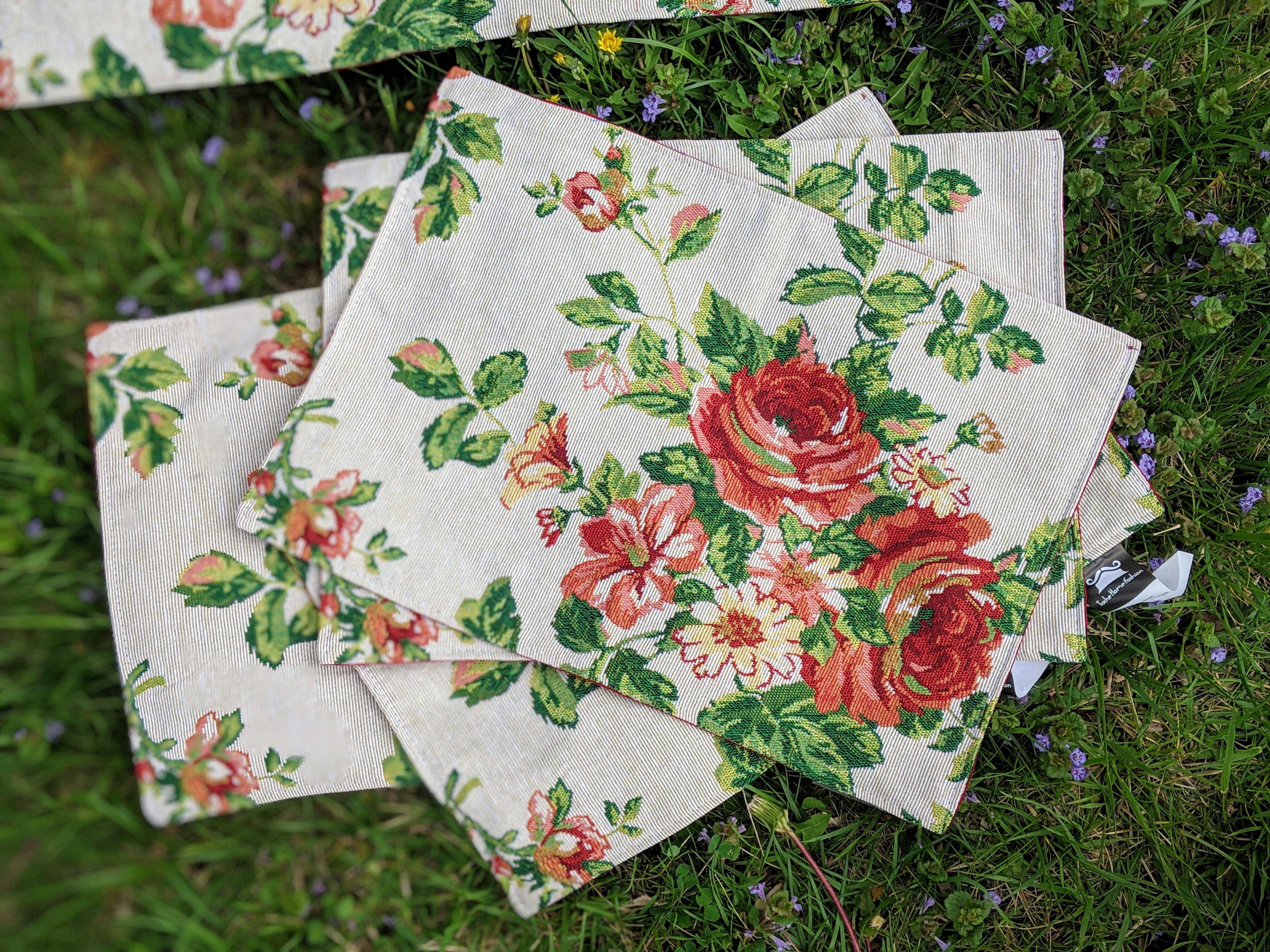 Tache Sweet Roses Vintage Ivory Woven Tapestry Placemat Set (17593PM)