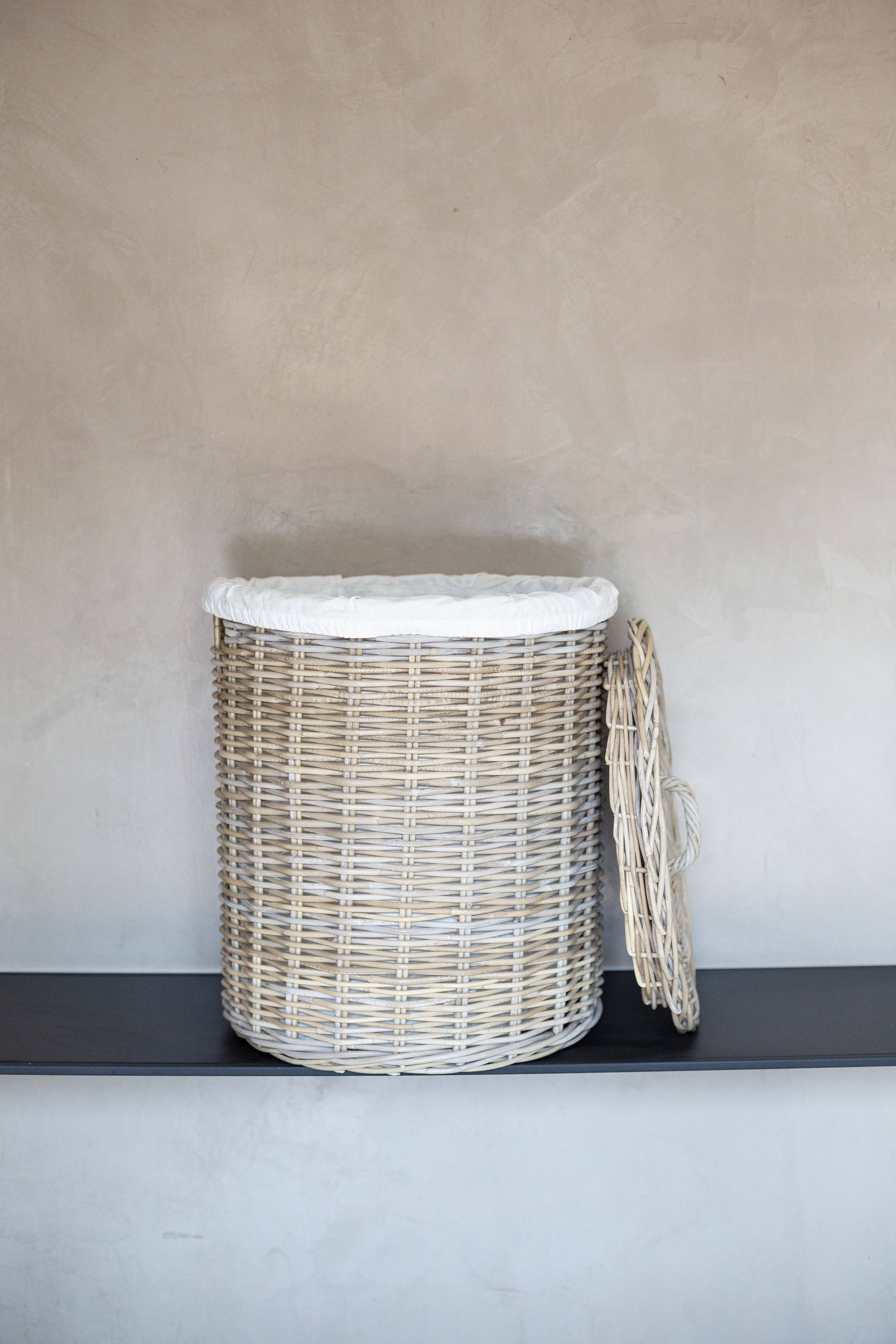 Rattan Laundry Baskets with Lid and Inner Bag
