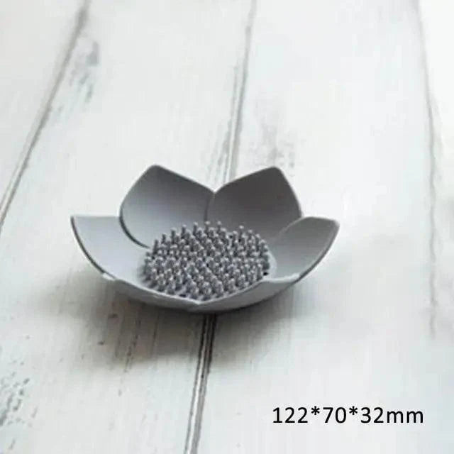 Soap Box Lotus Shape Non-slip Portable Silicone for Water Draining Solid Color Draining Soap Dish Bathroom Accessories otus Flowers Soap Dish with Drain Silicon Soap Holder Non-Slip Flexible Soap Tray for Bathroom Shower